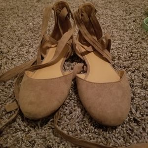 Mossimo Tan Lace Up Ballet Flat size 7.5